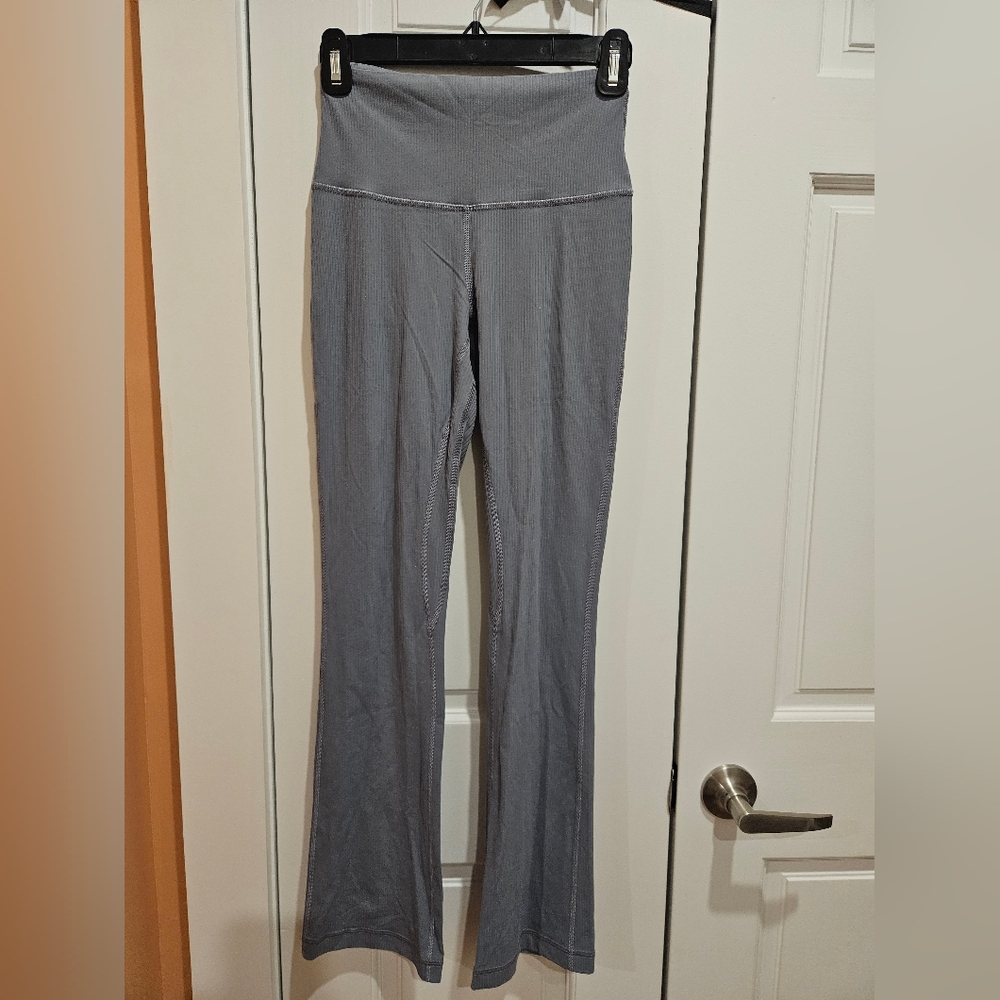 Lululemon Blue Grey Yoga Pants, Size 4 Great Condition